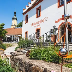 Schlossgasthof Rösch Hotel Blaibach