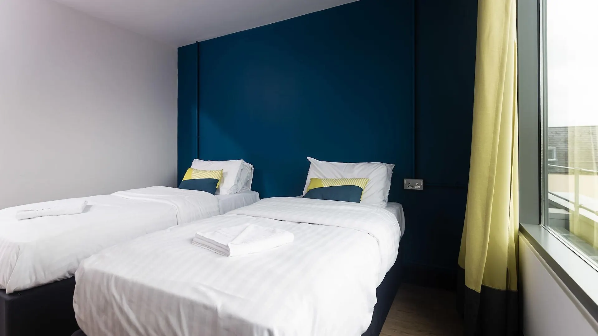 Hostel Latroupe Jacobs Inn Dublin Ireland