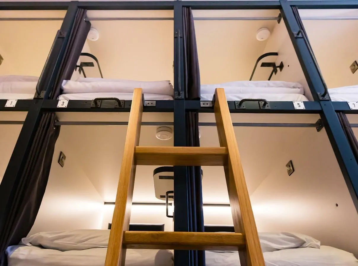 Hostel Latroupe Jacobs Inn Dublin